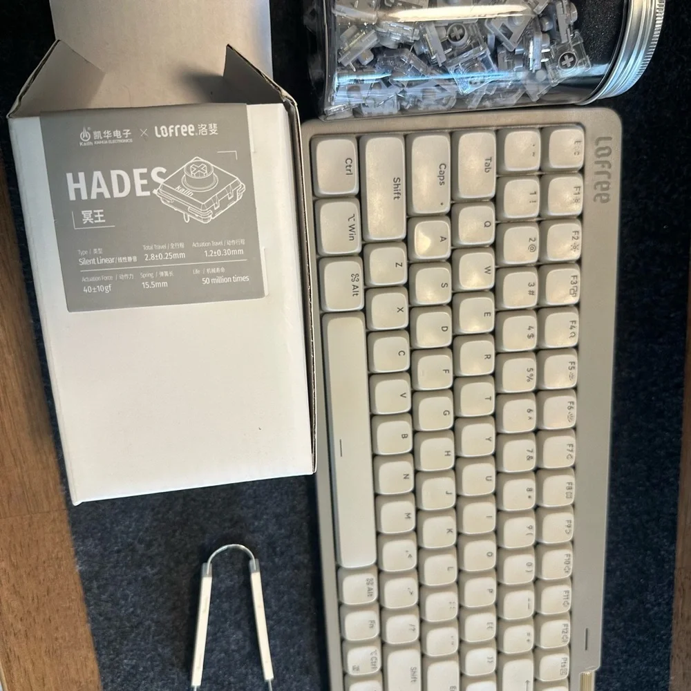 Lofree Flow Lite84 Mechanical Keyboard with additional set of quiet switches